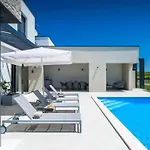 Bella & Chiara By Interhome * بروتونيغلا