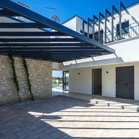 Bella & Chiara By Interhome Villa *