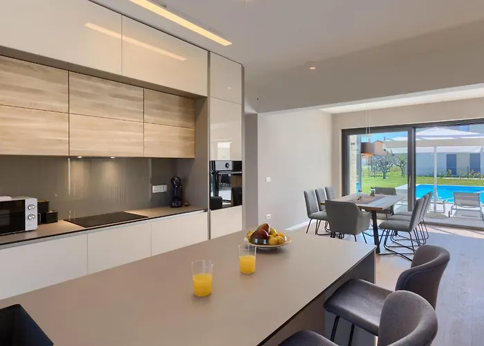 Bella & Chiara By Interhome Villa