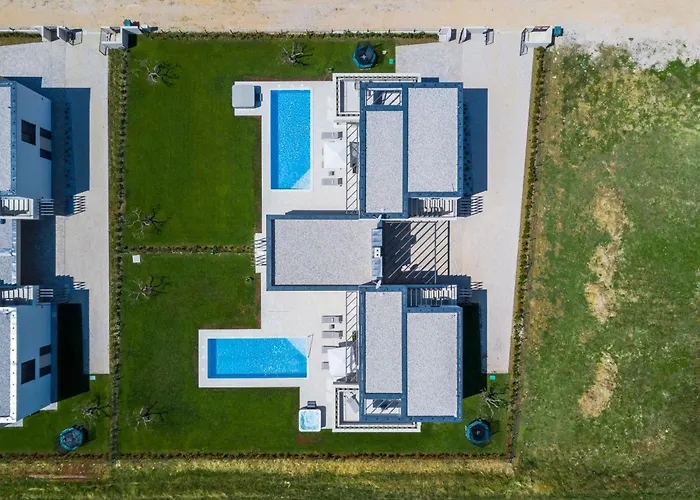 Villa Bella & Chiara By Interhome