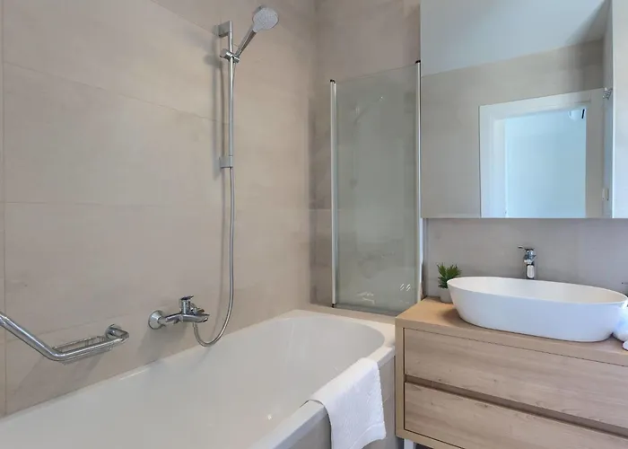 Bella & Chiara By Interhome Villa *