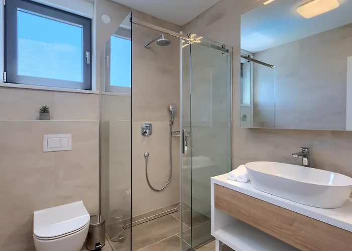 Bella & Chiara By Interhome * Brtonigla