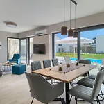 וילה Bella & Chiara By Interhome *