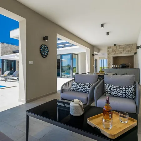 Villa Bella & Chiara By Interhome *