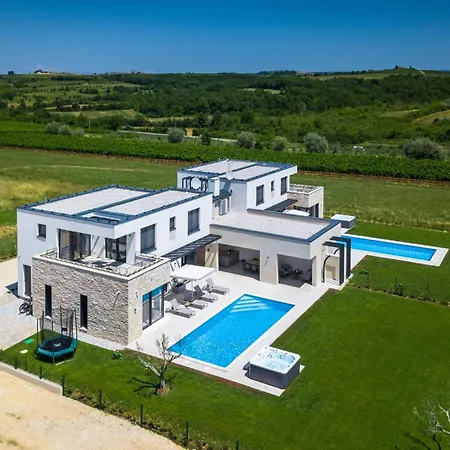 Bella & Chiara By Interhome