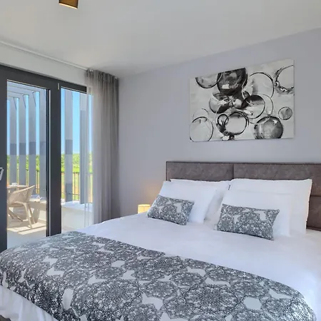 Bella & Chiara By Interhome