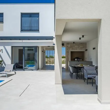 ヴィラ Bella & Chiara By Interhome