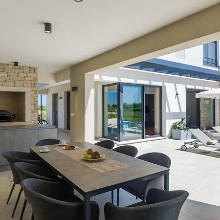 Bella & Chiara By Interhome