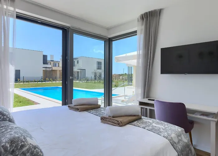 Bella & Chiara By Interhome Brtonigla